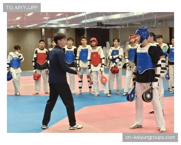 俱乐部组织跨地区青训营 增强不同风格技战术交流，青训好的俱乐部