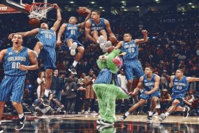 开云·Kaiyun网页版-双前腰自由移动打乱对方防线，双前腰双前锋阵型